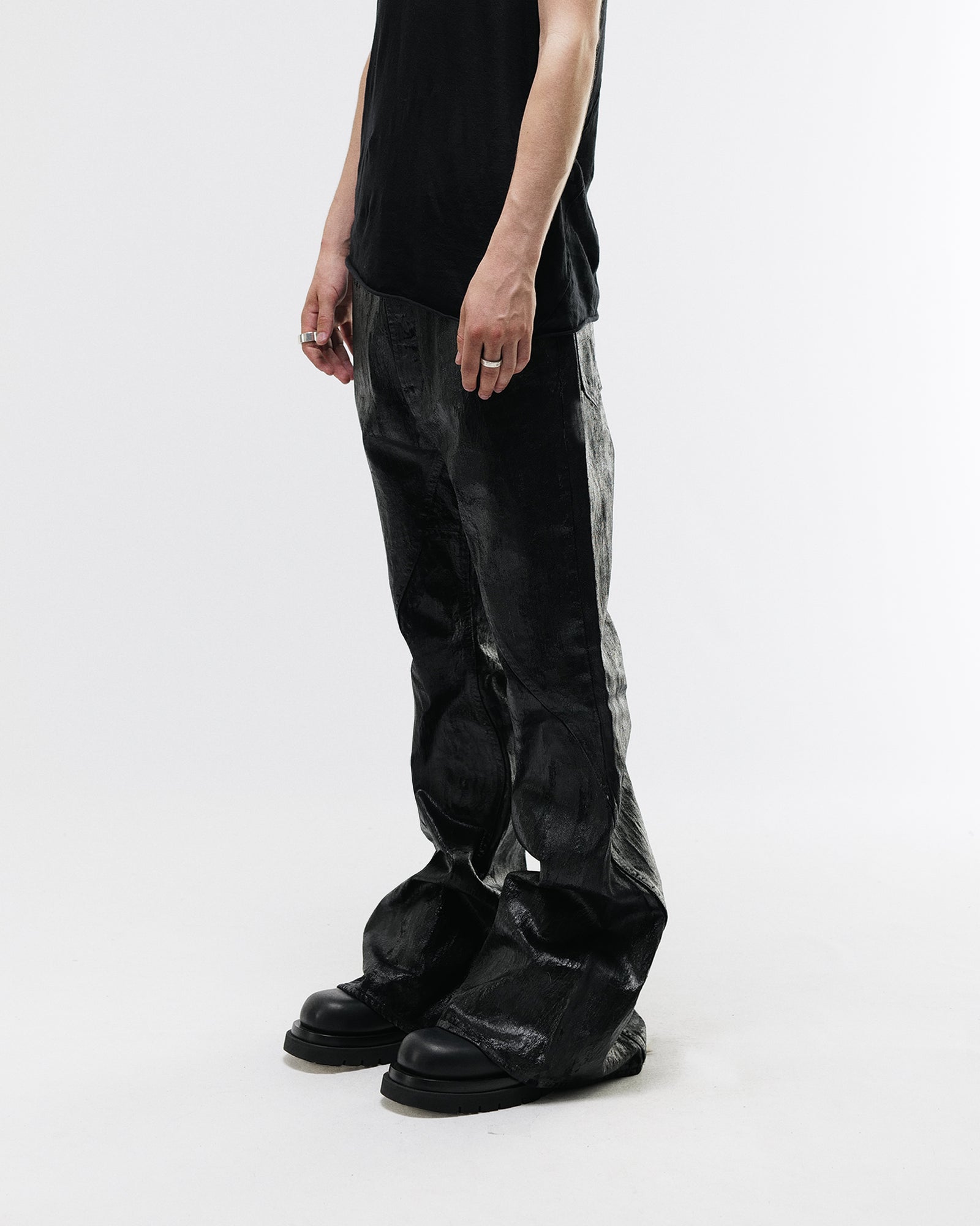 CRACK WAXED GUSSET VARET JEANS
