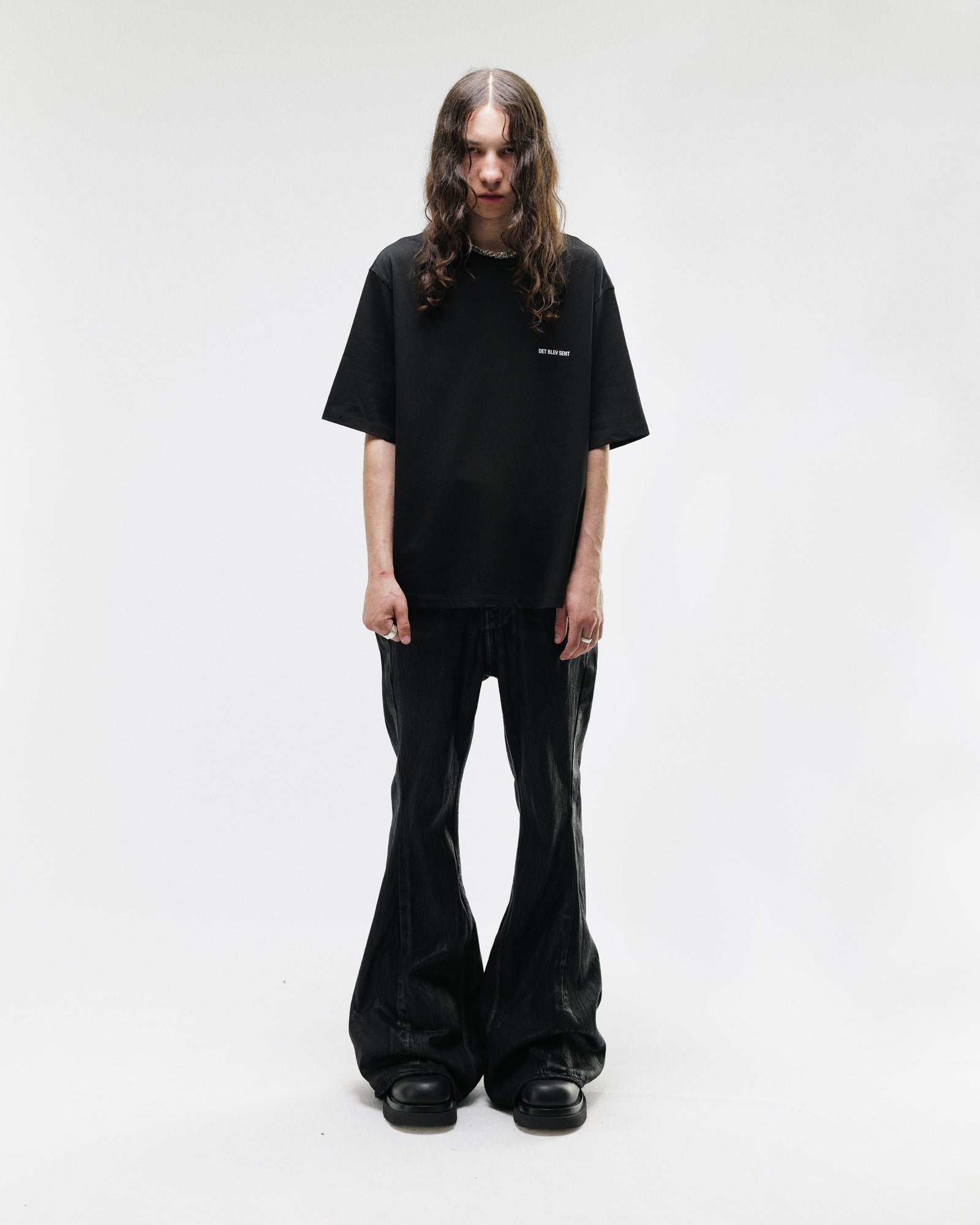LOGO T-SHIRT
